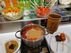 -百品聚旋转火锅(号外店)