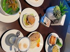 -深圳国际会展中心希尔顿酒店(前海华发冰雪世界店)