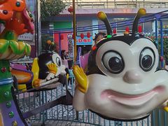 -顺德大良半月城游乐场