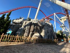 -七彩云南欢乐世界