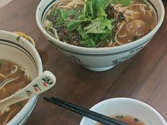 -小马牛肉面·牛骨熬制(南京博物院店)