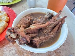 -直落玻璃（瓦煲）肉骨茶