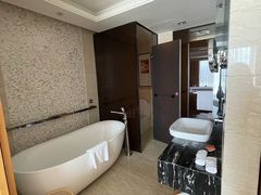 -兰州皇冠假日酒店