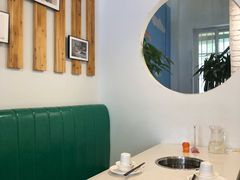 卡座-张大师鸭爪爪特色干锅(南湖店)
