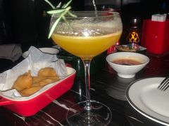 -大连君悦酒店 · VIVA(星海广场店)