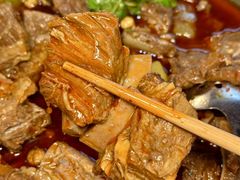 -大众跷脚牛肉馆·非遗传承单位(峨眉山店)