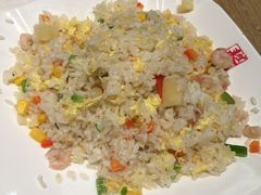 菠萝炒饭-泰煌鸡·上海白斩鸡·鸡汤面(鹤庆店)