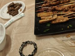 -老街烧烤大排档·地道湖北菜·龙虾馆(汉口火车站店)