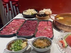 -牛村来人潮汕牛肉火锅(西单店)