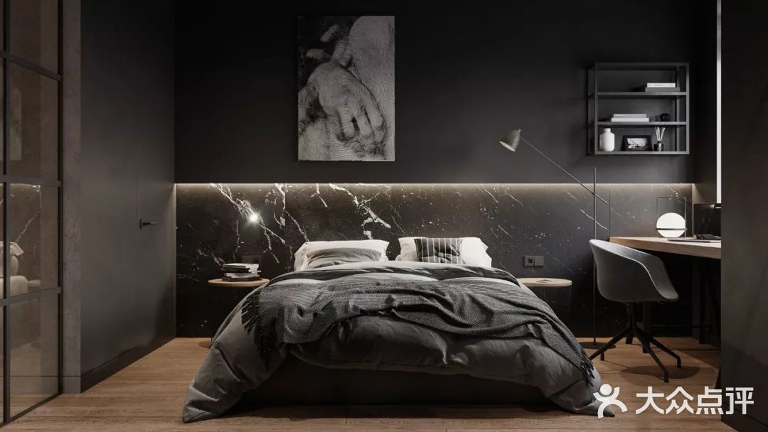 由于户型限制，厨房卫生间这边几乎无采光，设计师将卧室