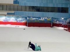 -乔波室内滑雪场