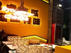 -HUZI虎滋精酿餐吧(京西大悦城店)