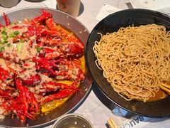 -巴厘龙虾·榜首油焖大虾(音乐学院·沿江酒馆店)