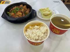 -杨铭宇黄焖鸡米饭(光谷APP广场店)