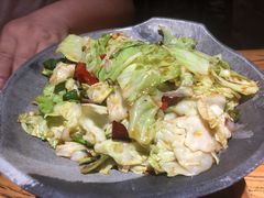 干锅手撕包菜-關東雪东北菜(中庚漫游城店)