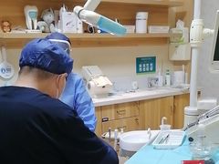 -上海仁爱医院口腔科 · 种植