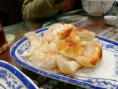 马蹄锅贴-长人馄饨铺(解放街店)