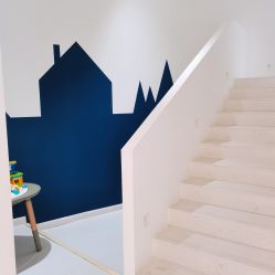 -微笑雨嘉造型护肤