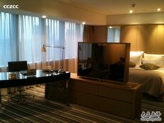 iPhone_110130185343-上海新锦江大酒店