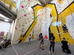 -问山MountQuest攀岩馆