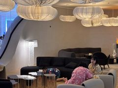 -涨巢·潮玩水疗局