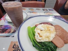 烧味飯三拼-香港新记茶餐厅(湖墅南路店)