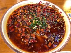 哑巴兔-易老妈蹄花.特色川菜(人民公园总店)