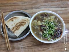 -老字号贾家肉丸糊辣汤(光明巷店)