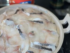 特色黑鱼片-柠檬现场台湾生鲜火锅(金茂豪庭店)