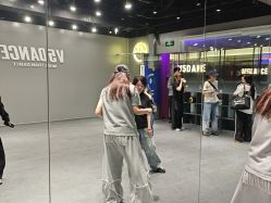 点击看大图 -北京V5舞蹈工作室