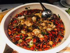 沸腾鱼-胡桃里音乐酒馆(下沙店)