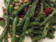 -黄家饺子东北特色菜馆(湖滨商业街店)