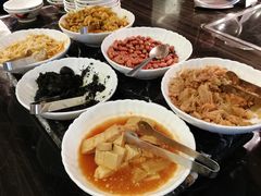 -圣丰索菲特·2 On 988 Café 自助餐厅