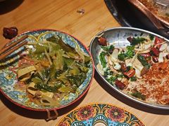 -洱火云南酸菜牛肉火锅(石景山当代商城店)