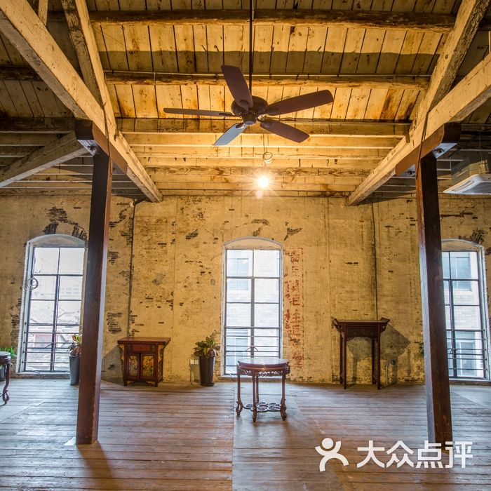 八号桥艺术空间·1908粮仓