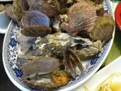 -方国老头包子·39年威海本地老字号•小船海鲜疙瘩汤