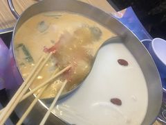-樾餐厅泰式海鲜火锅(民歌湖店)