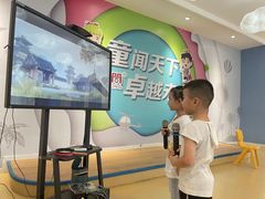 -蓝话筒·少儿成人演讲口才·主持朗诵·戏剧表演(大华第一坊店)