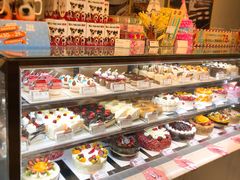 -85度C(生甜甜圈研究工坊·上海平凉店)