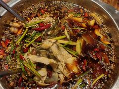 -乡土特色.冷锅鱼.牦牛肉汤锅