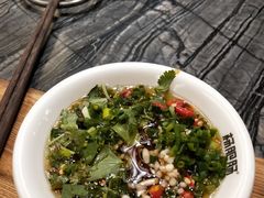 -杨肥肠火锅大排档(火车站花园店)