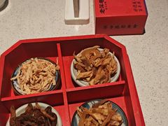 -老萍巷莲花血鸭·萍乡地标江西菜(步行街店)