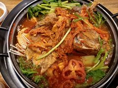 土豆排骨火锅-喇喇排骨火锅·传统韩式脊骨汤(望京西园总店)