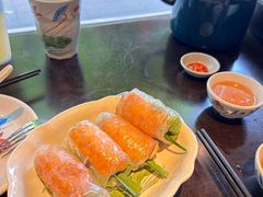 -大头虾越式风味餐厅(光明广场店)