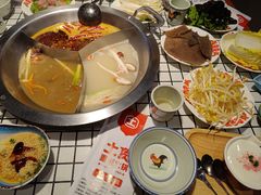 -山悦里 山野·鲜火锅(罗斯福广场店)