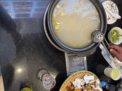 菌子锅-草墩罗非鱼庄•野生菌•腊排骨(七星街上段店)