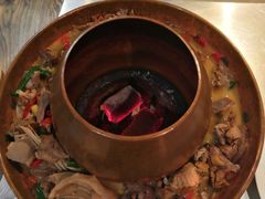 炭火鹅王锅-龙巢盱眙龙虾·牛蛙·烧烤宵夜(八卦岭店)