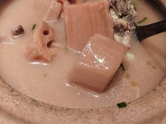 -小凤庭·地道湖北菜武昌鱼·藕汤(38年黄鹤楼店)