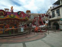 -亚龙湾亚泰商业街