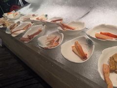 -雍容荟帝王蟹活龙虾展台自助(IFS黑金店)